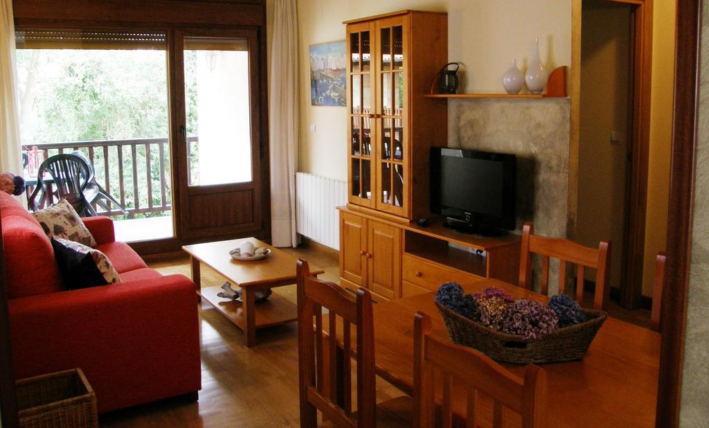 Apartamentos Rurales La Fuente Pesués Εξωτερικό φωτογραφία
